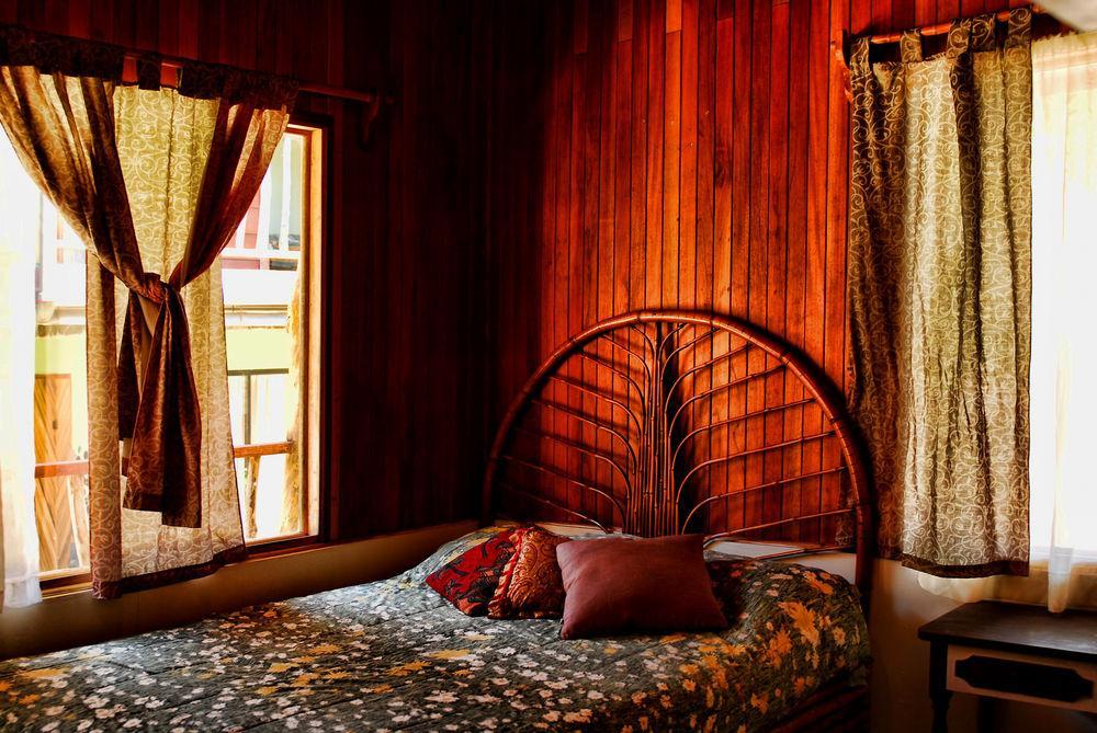 Pension Santa Elena Monteverde Eksteriør billede